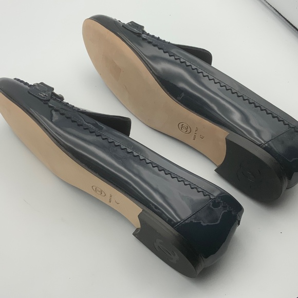 CHANEL EMBELLISHED PATENT LEATHER LOAFERS - Picture 3 of 6